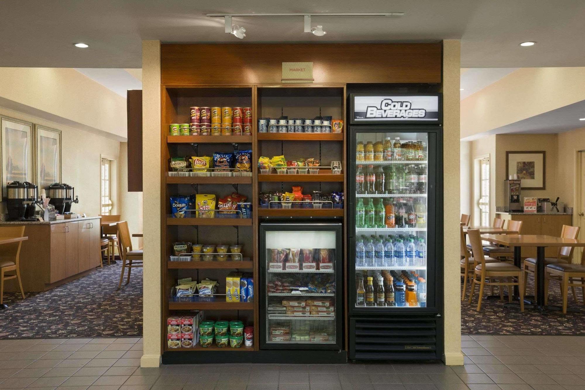 Hawthorn Suites By Wyndham Philadelphia Airport Buitenkant foto